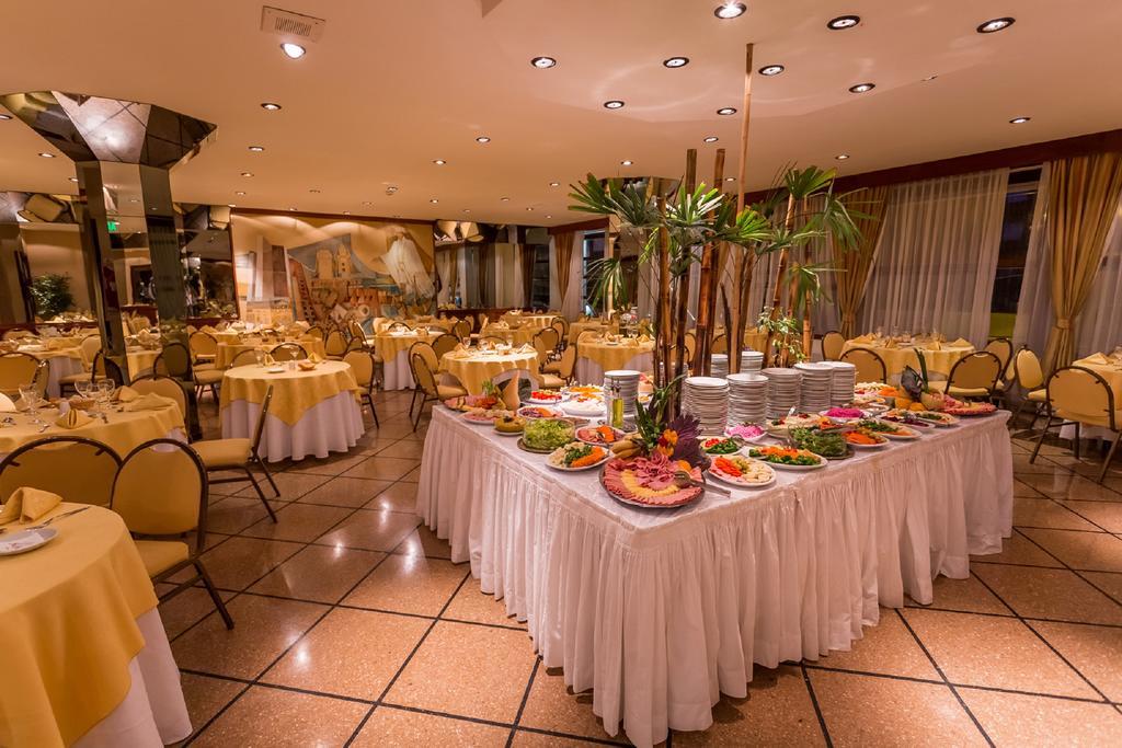 Hotel Astor Mar del Plata Buitenkant foto